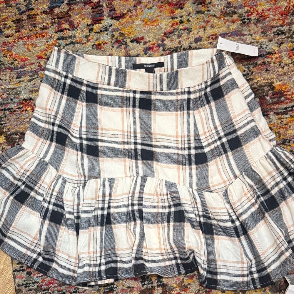 Forever 21 Plaid Skater Skirt - Black and Cream
